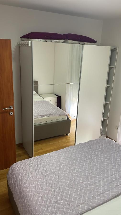 Apartment Pearl-Free Parking Makarska Exterior photo