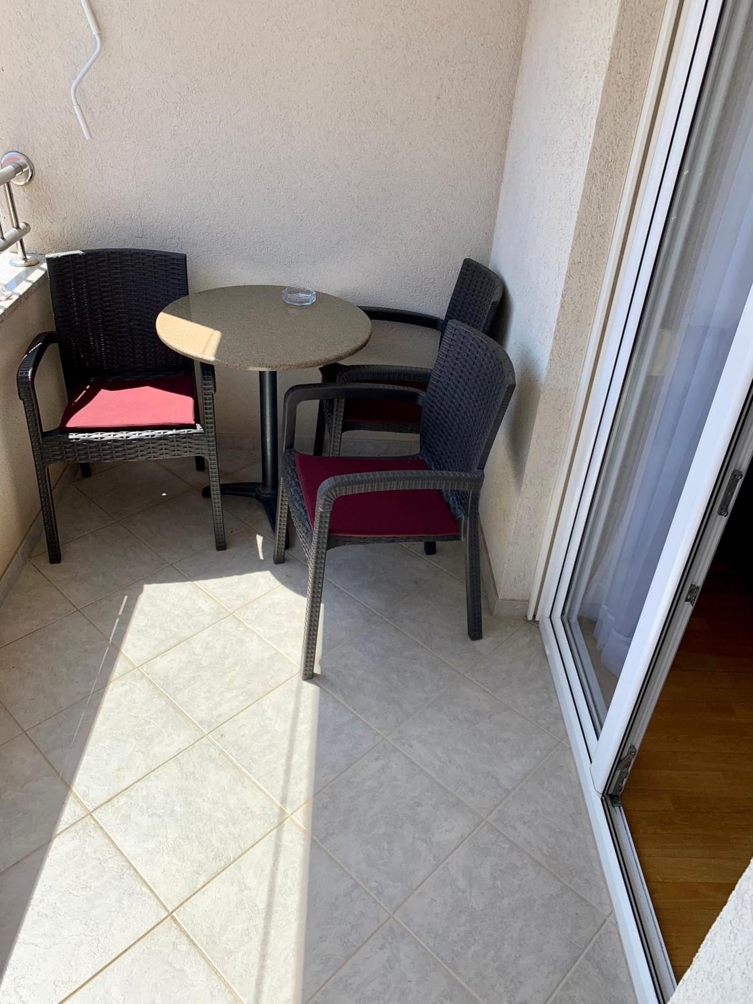 Apartment Pearl-Free Parking Makarska Exterior photo